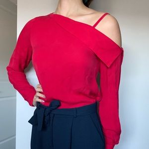 RAMY BROOK (EUC)✨RED SIDE COLLAR OTS BLOUSE